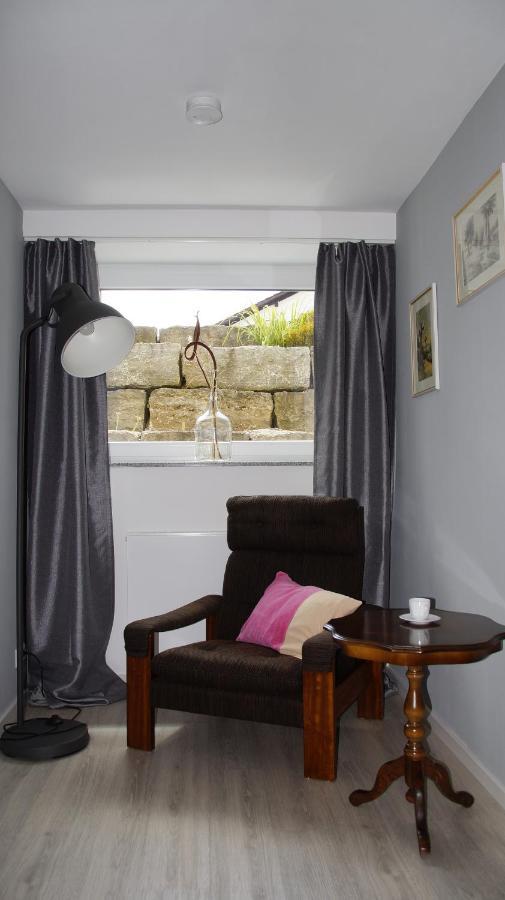 Ferienwohnung Burgblick Im Neuffener Tal Mit Sauna Und Wallbox Frickenhausen  Esterno foto