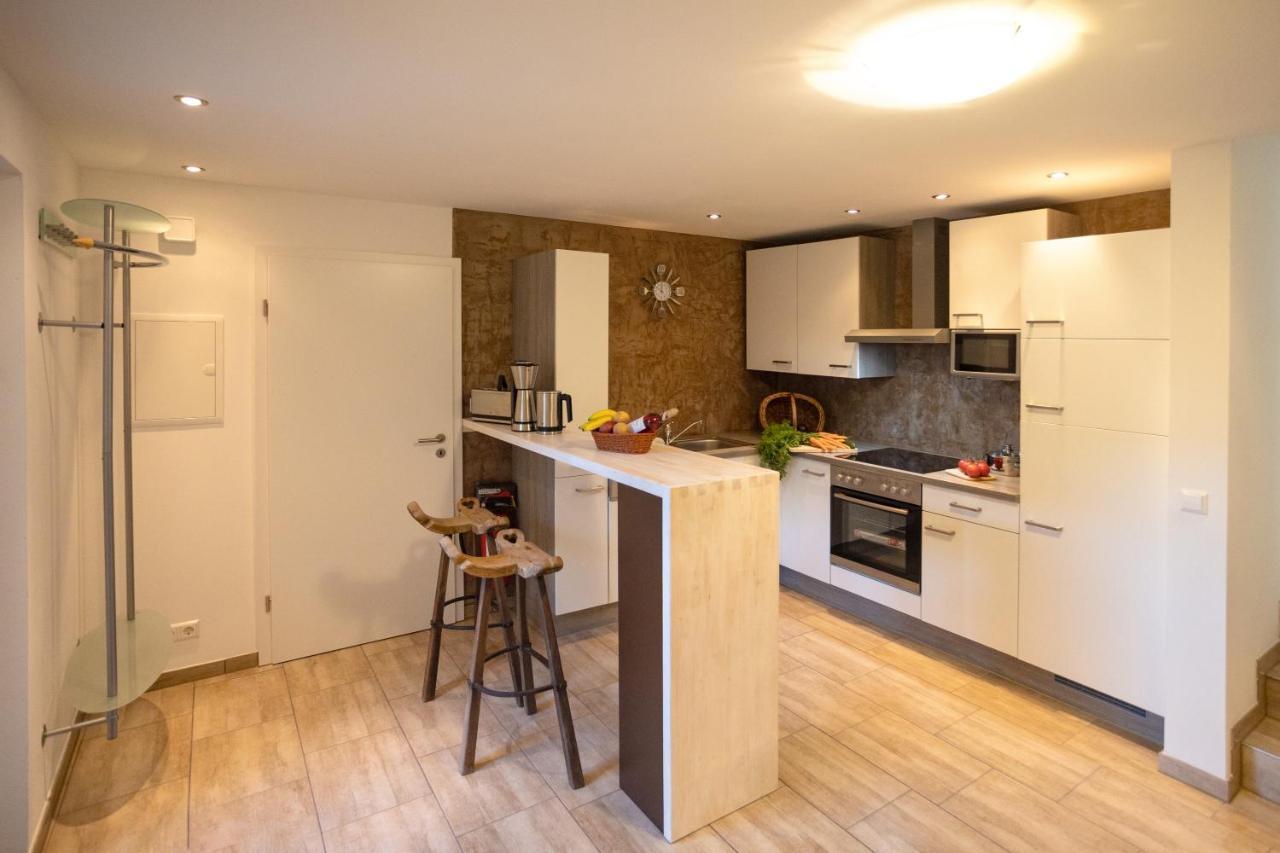 Ferienwohnung Burgblick Im Neuffener Tal Mit Sauna Und Wallbox Frickenhausen  Esterno foto
